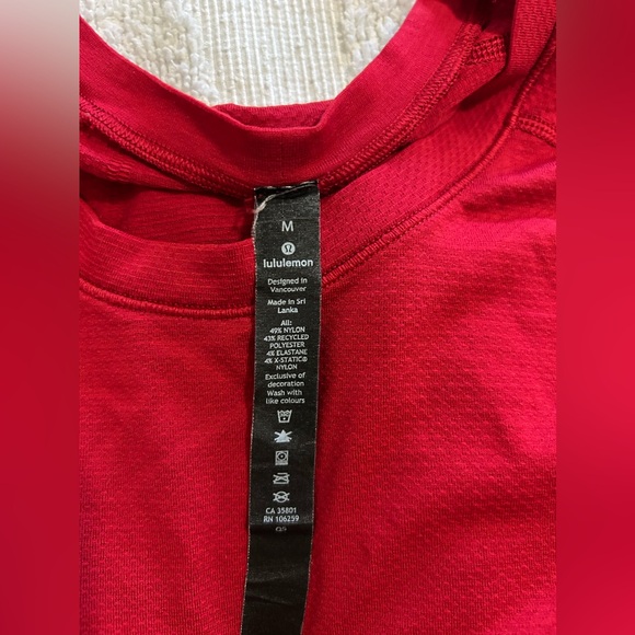 Lululemon Men’s Tank Top - Size Medium - Red - Picture 3 of 3